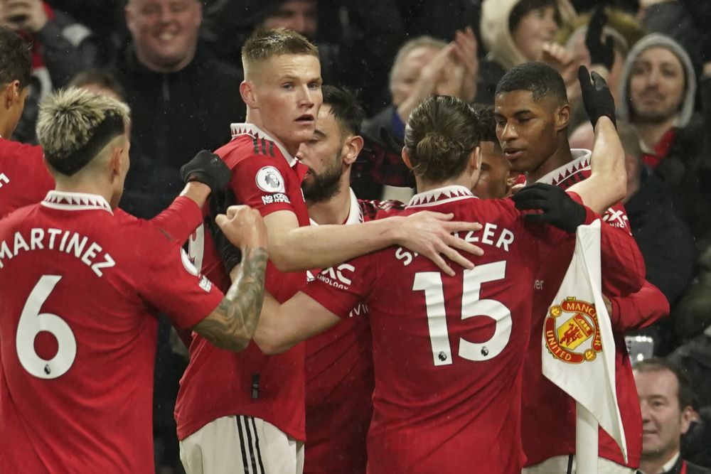 哈登在球场 哈登在球场